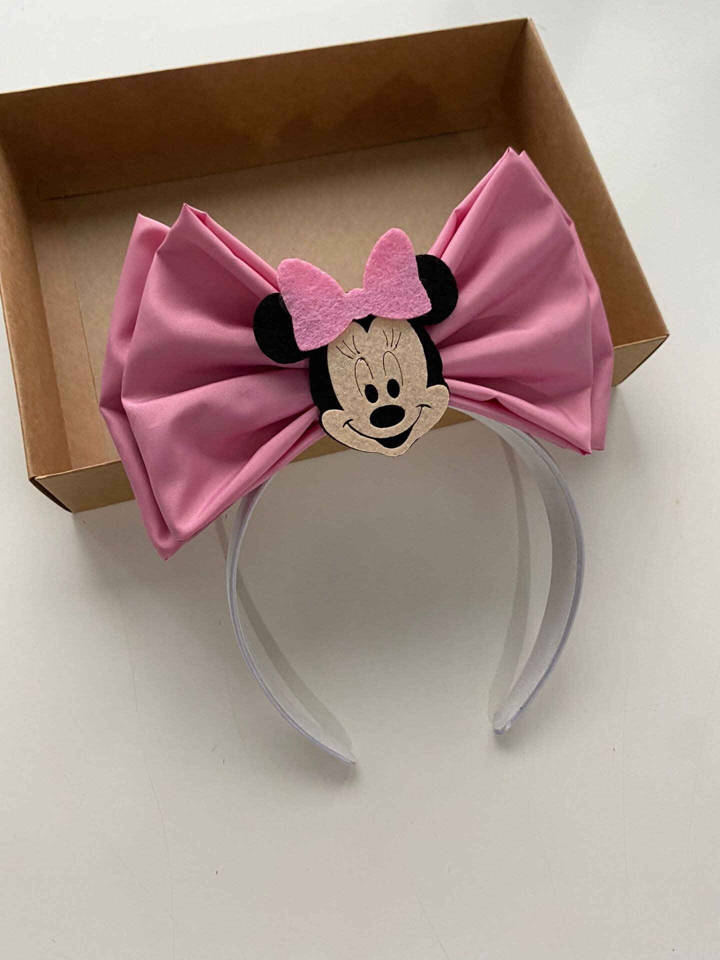 Çift Fiyonklu Minnie Mouse Taç
