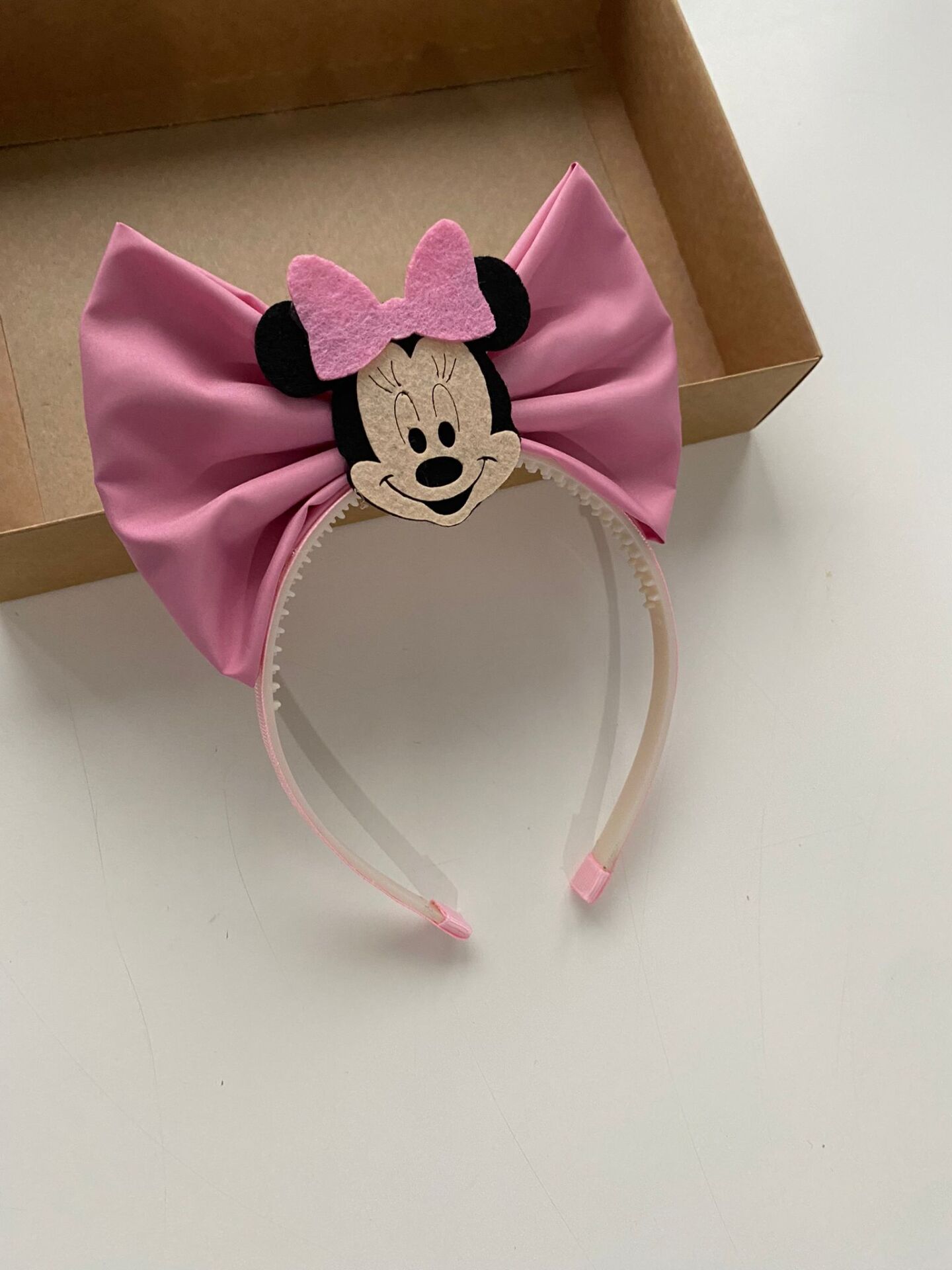 Minnie Mouse Taç