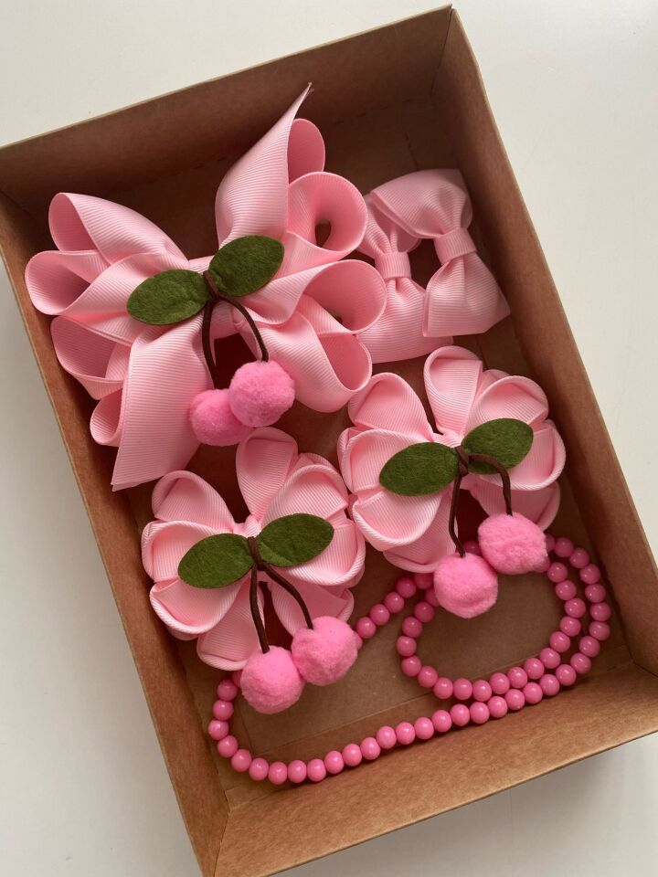 Kirazlı Pembe Toka Seti